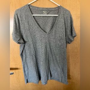 Madewell v neck pocket tee